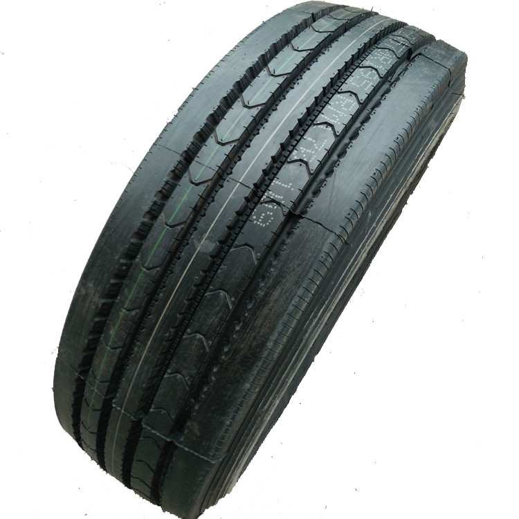 Le camion chinois du fournisseur 315/70r22.5 385/65r22.5 de pneu radial fatigue des pneus d'autobus avec le prix bon marché
