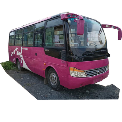 Le modèle Zk 6752d a utilisé l'autobus Lhd Rhd de Yutong les 32 sièges que disponibles donnent des leçons particulières à la direction de LHD