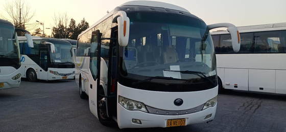 L'autobus de luxe de Yutong d'occasion de sièges de Bus 39 d'entraîneur a utilisé l'autobus Rhd Lhd de ville d'Innter à vendre