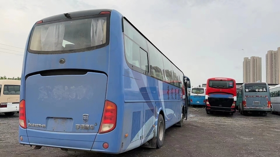 Le climatiseur bleu de couleur de moteur de Yuchai de disposition de sièges des sièges 2+3 du Microbus 60 d'occasion a employé jeune Tong Bus ZK6107
