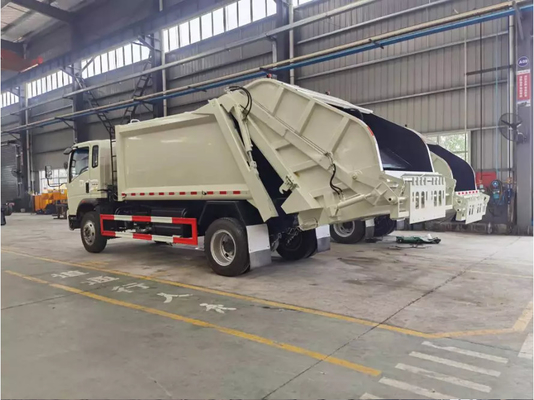 Le ³ de Commercial Vehicles 8m de commerçant de camion chargeant le mode HOWO d'entraînement 4×2 a comprimé le camion à ordures 7,5 mètres long