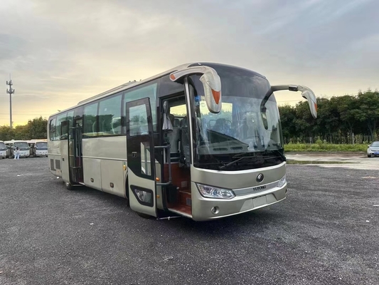 Autobus d'occasion à vendre 49 places feuille printemps 2016 année porte moyenne Yutong ZK6115