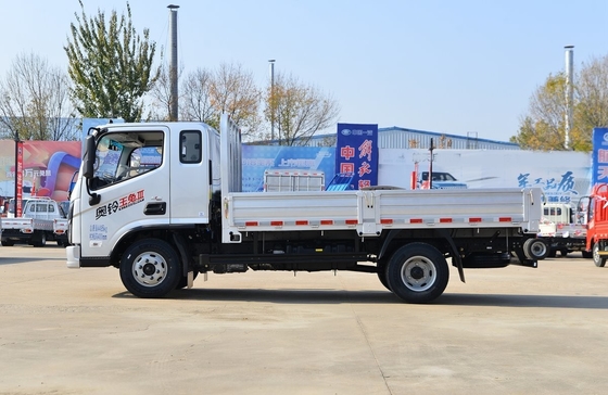 Camions légers Foton Camions commerciaux d'occasion 4*2 Mode de conduite 158 ch AMT Diesel