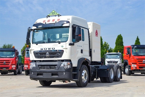HOWO Poids lourd 460HP 6X4 GNC Marchandises dangereuses Tracteur national VI Huit roues arrière