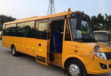 Vieil autobus scolaire jaune de DONGFENG, grand modèle utilisé de l'autobus LHD d'entraîneur avec 56 sièges