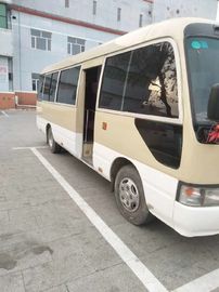23 autobus utilisé de moteur diesel du caboteur 1HZ du Japon Toyota LHD d'autobus de Seater