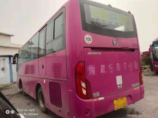 Le dragon d'or actuel XML6807 a utilisé l'entraîneur Bus que 33 sièges ont utilisé le moteur diesel 140kw d'autobus aucun autobus des accidents LHD