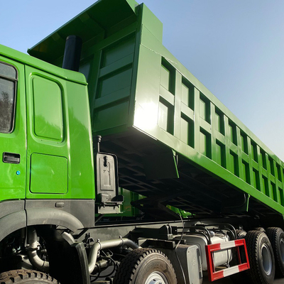 Occasion utilisée Howo de mode d'entraînement du camion 8x4 de Howo Sinotruk Drump 375 puissances en chevaux Tipper Truck