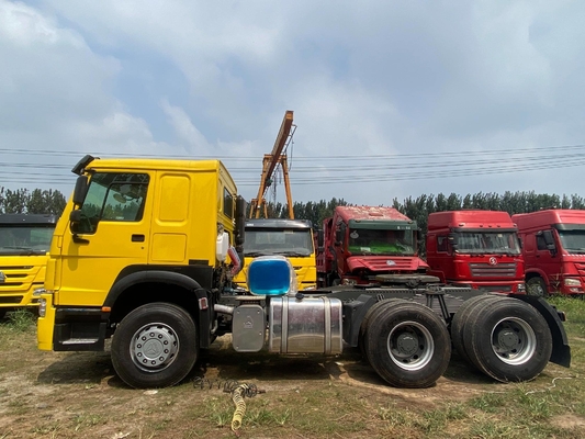 Tête utilisée de tracteur de Howo d'occasion du camion 6*4 de tracteur de HOWO 375hp avec la bonne condition