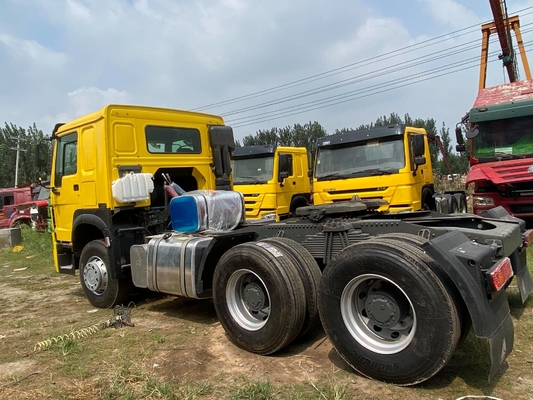 Tête utilisée de tracteur de Howo d'occasion du camion 6*4 de tracteur de HOWO 375hp avec la bonne condition