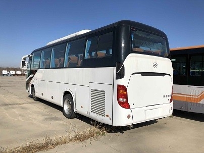 Autobus de passager de Seat d'autobus de l'autobus VIP de Seater de la marque 34 de Huanghai d'autobus et d'entraîneurs nouvel