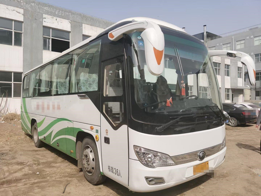 Direction de droite de transport d'autobus de l'autobus 36seats Yutong d'occasion de Bus Luxury Zk 6876 d'entraîneur