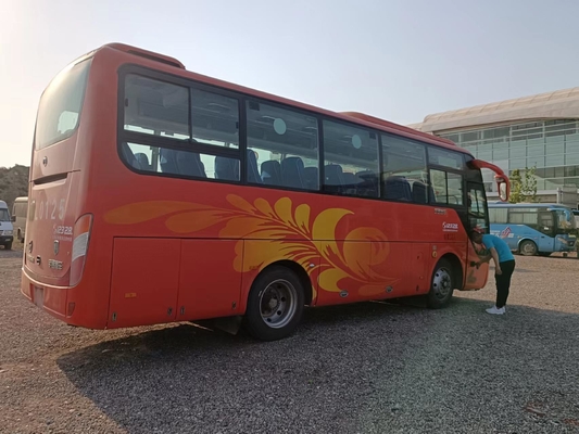 Les moteurs diesel utilisés par sièges d'autobus de 2014 ans 33 Zk6808 Yutong donnent des leçons particulières à la direction de Bus With LHD