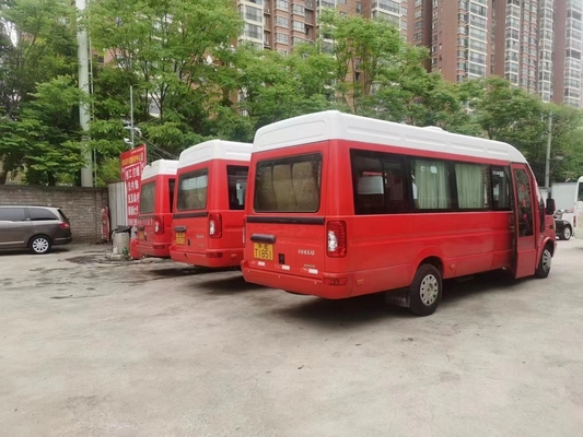 Nouveau venu 2017 diesel du minibus utilisé par autobus utilisé par Iveco 129Hp de sièges de l'an 19