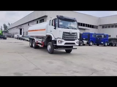 Container à huile d'occasion 30000 litres Howo T5G Camion pétrolier 4 essieux Cabine avec couchette